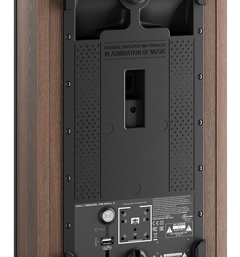 Комплект Dali Oberon OnWall C Dark Walnut + Sound Hub Compact