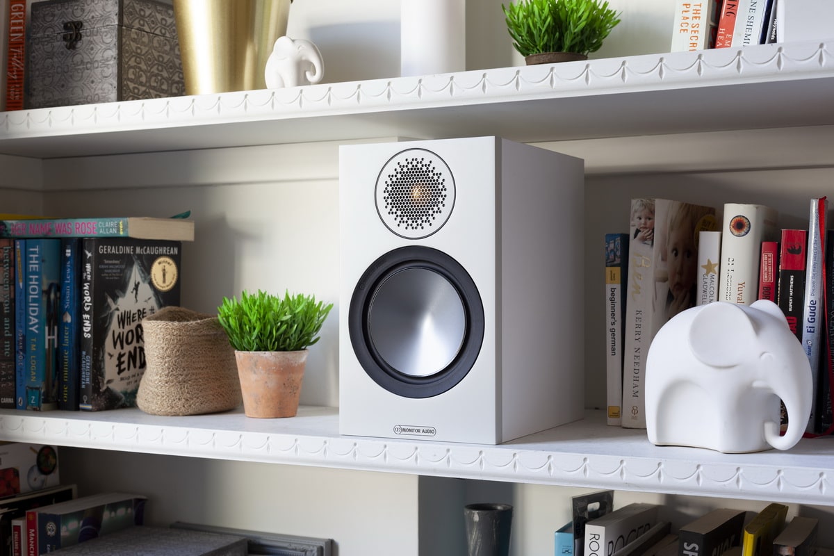 Полочная акустика Monitor Audio Bronze 50 (6G) White