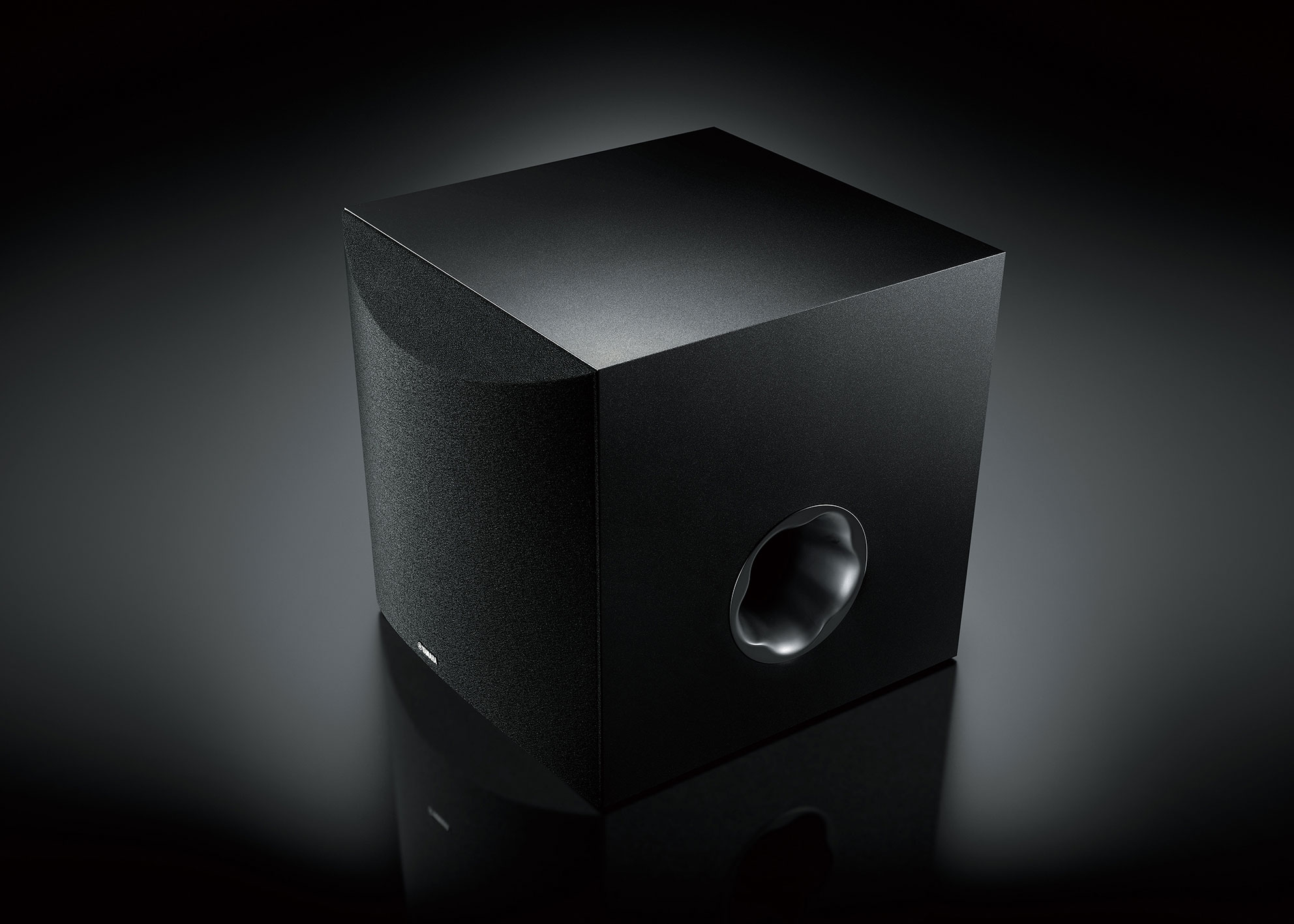 Сабвуфер Yamaha NS-SW100 black