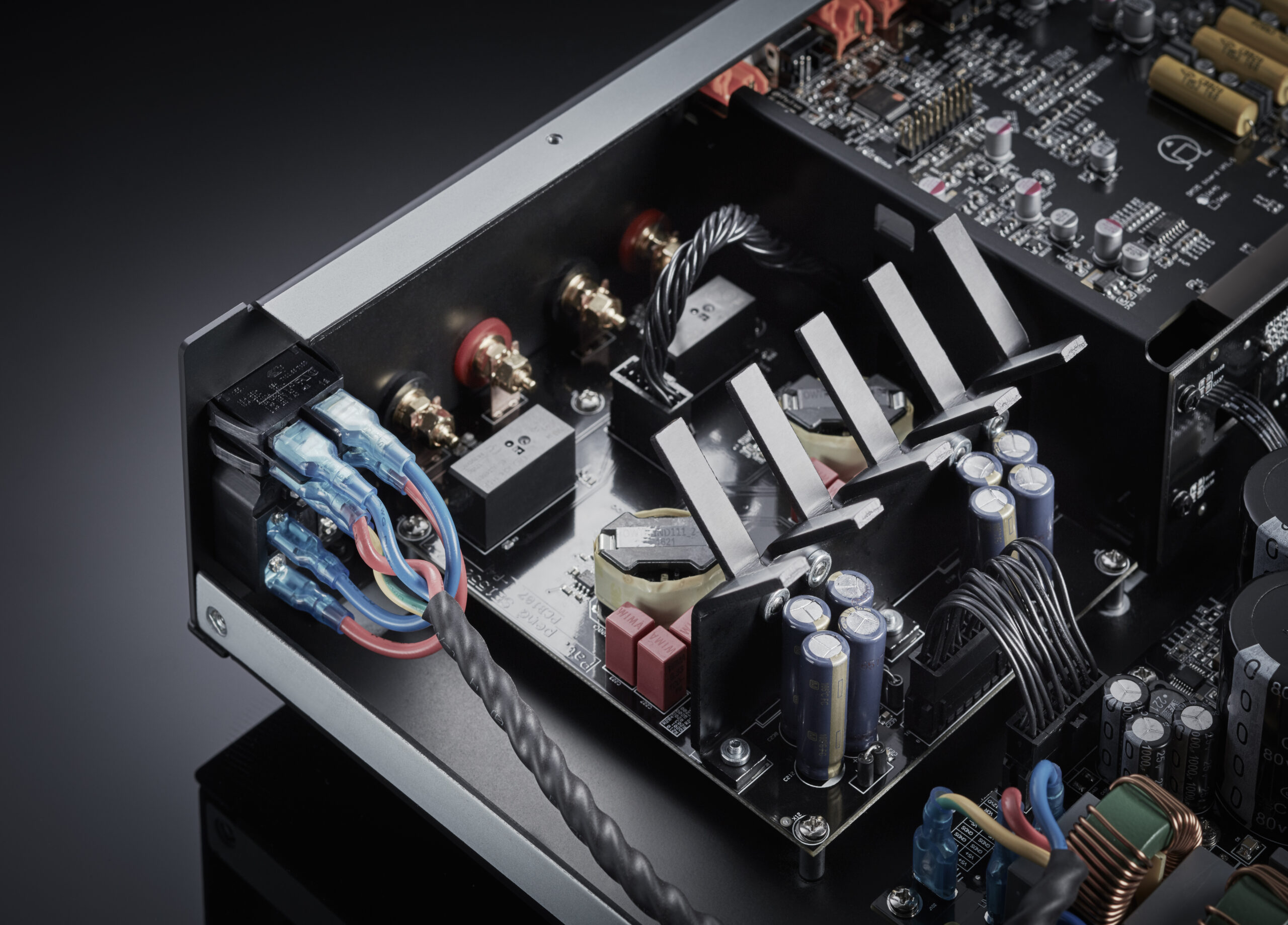 Интегральный усилитель Primare i35 Prisma titanium