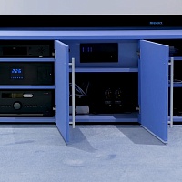 Кинозал в мансарде фотография - 22