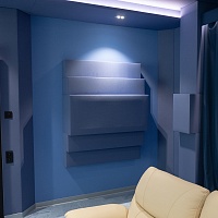 Кинозал в мансарде фотография - 10